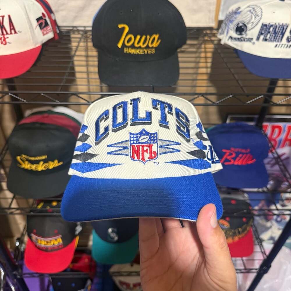 Logo Athletic Indianapolis Colts One Size Snapback Hat